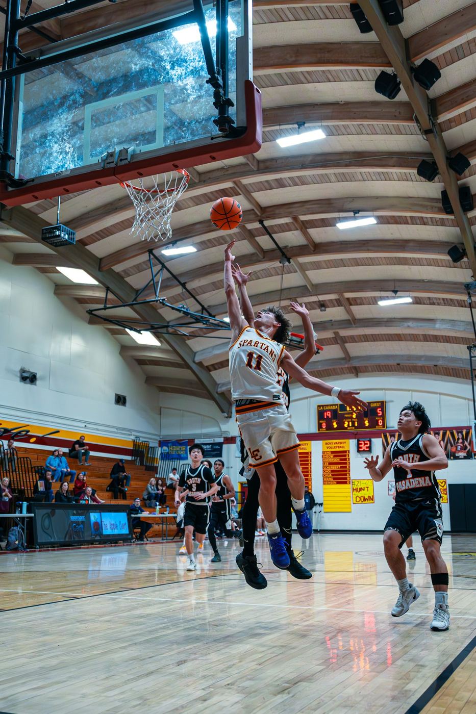 High school game in a packed gym
